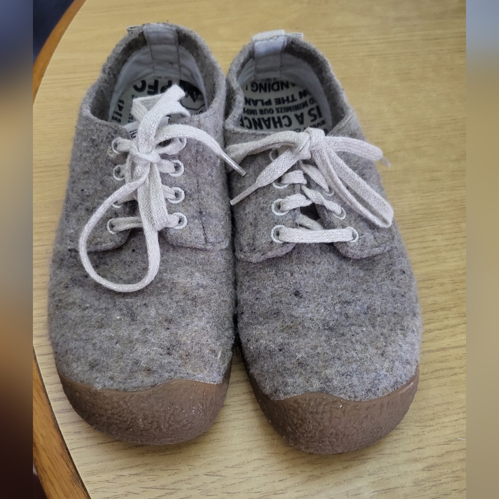 Keen Mosey Derby Felt Shoes